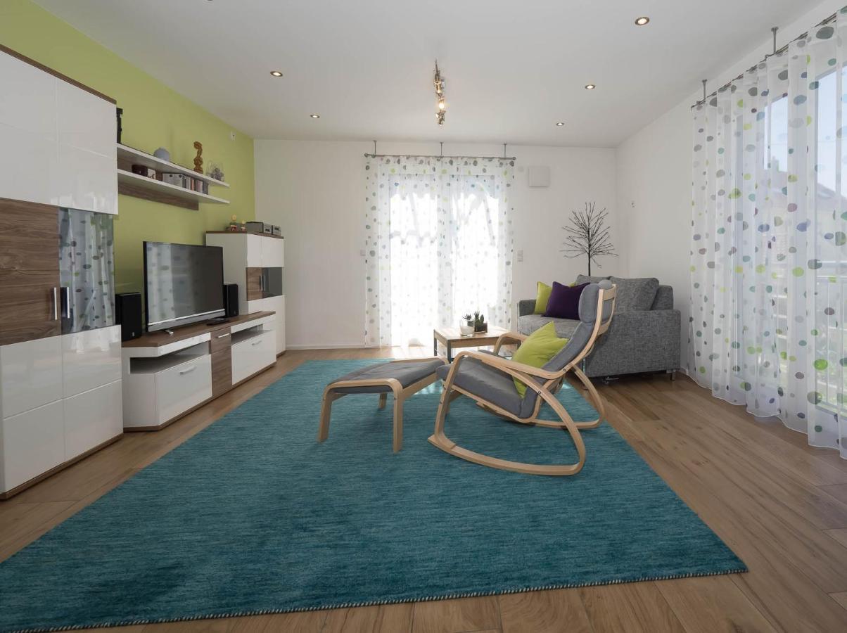16Lilien Apartmentwohnung Waiblingen  Exterior foto