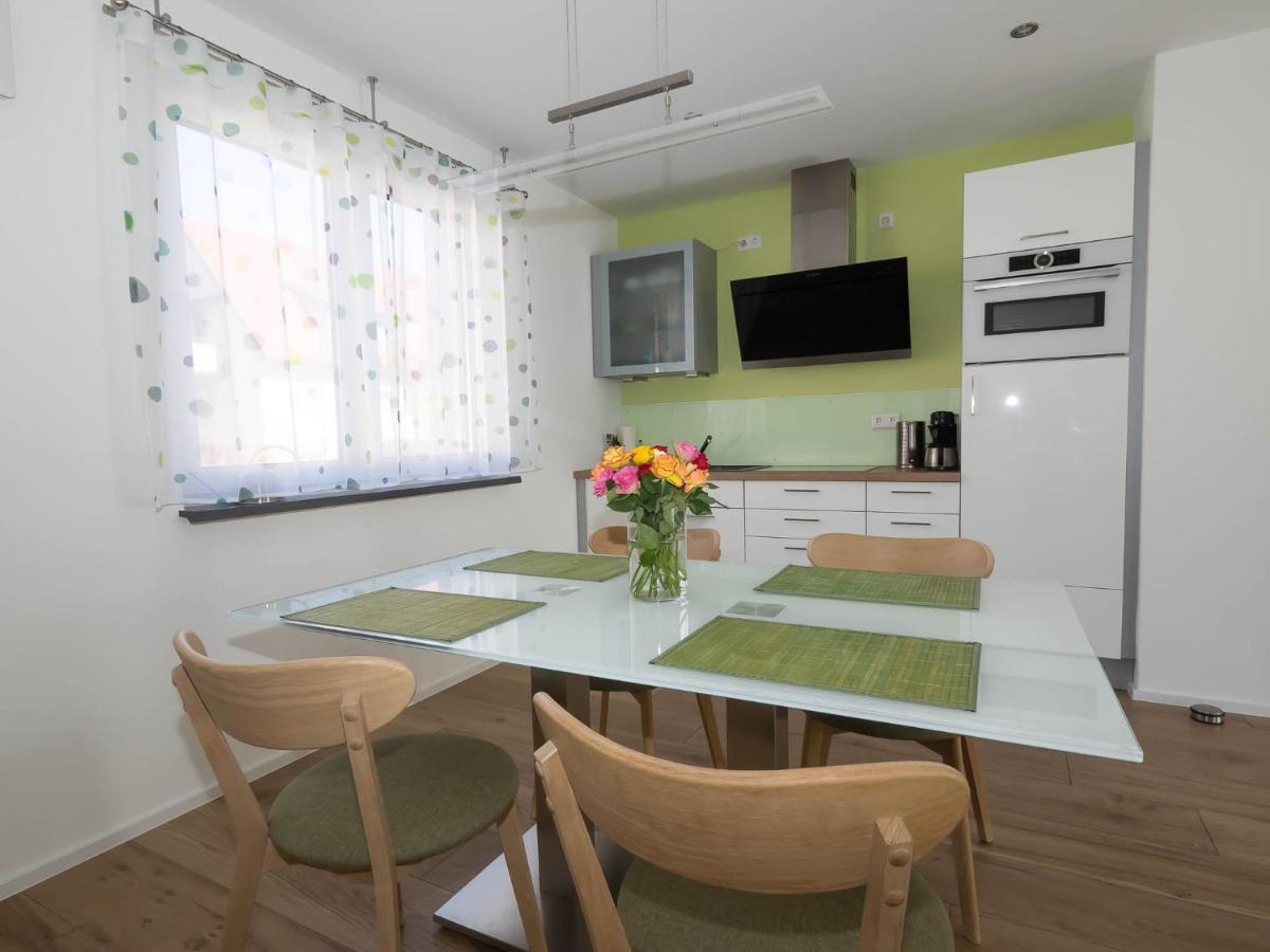 16Lilien Apartmentwohnung Waiblingen  Exterior foto