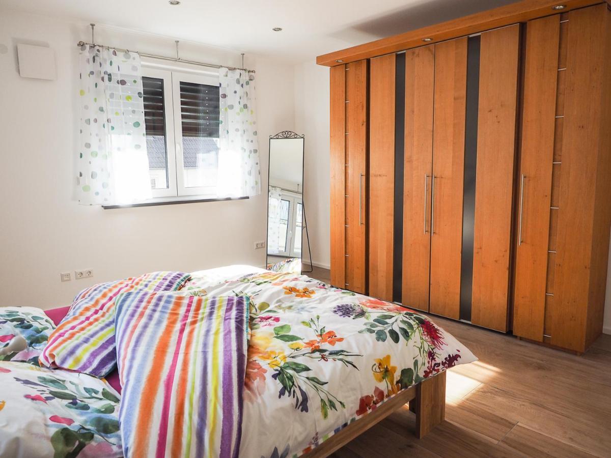 16Lilien Apartmentwohnung Waiblingen  Exterior foto